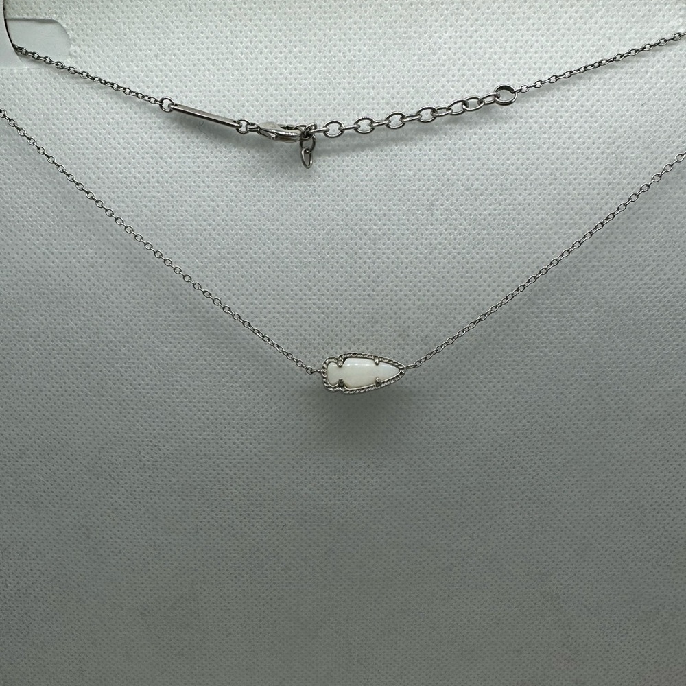 Kendra Scott Skylie Arrowhead Necklace